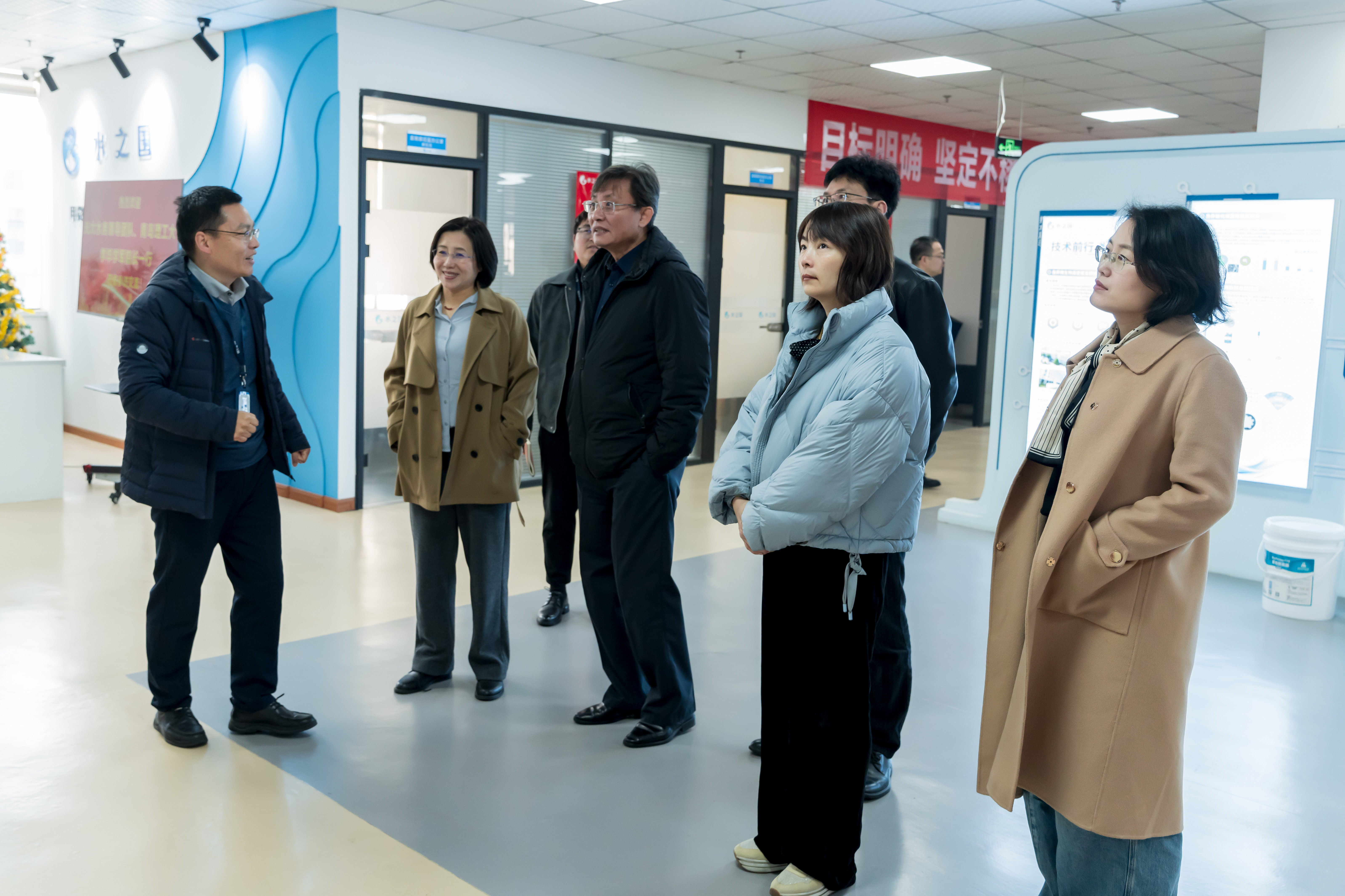深入污水科技前沿，青岛理工&光大水务莅临J9真人第一品牌参观交流！